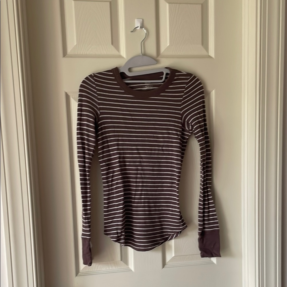 Aerie Brown and Red Fitted Ribbed Long Sleeve Tee